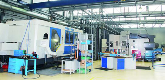 康明斯發(fā)動(dòng)機(jī)車(chē)間工具柜、工作臺(tái)使用確實(shí)規(guī)范